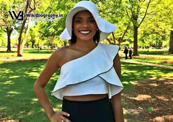 Bry Burrows Wiki, Bio, Age, Net Worth, Real Name, LinkedIn Vo Truong
